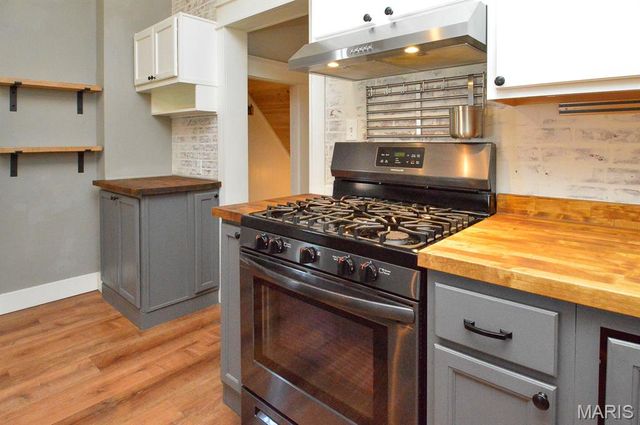 302 W 3rd Street, O'fallon, IL 62269