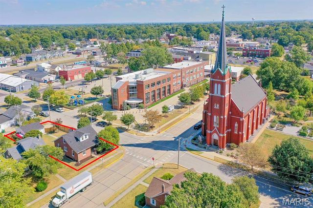 302 W 3rd Street, O'fallon, IL 62269