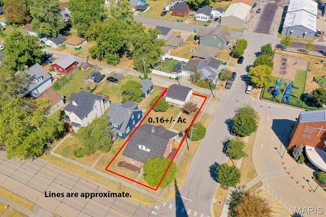 302 W 3rd Street, O'fallon, IL 62269