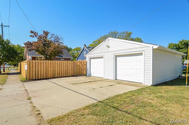 302 W 3rd Street, O'fallon, IL 62269