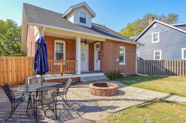 302 W 3rd Street, O'fallon, IL 62269