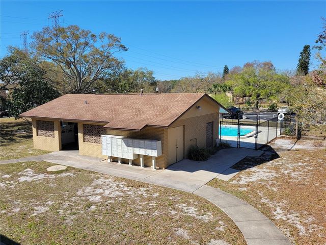 2501 HARN BOULEVARD H20, Clearwater, FL 33764