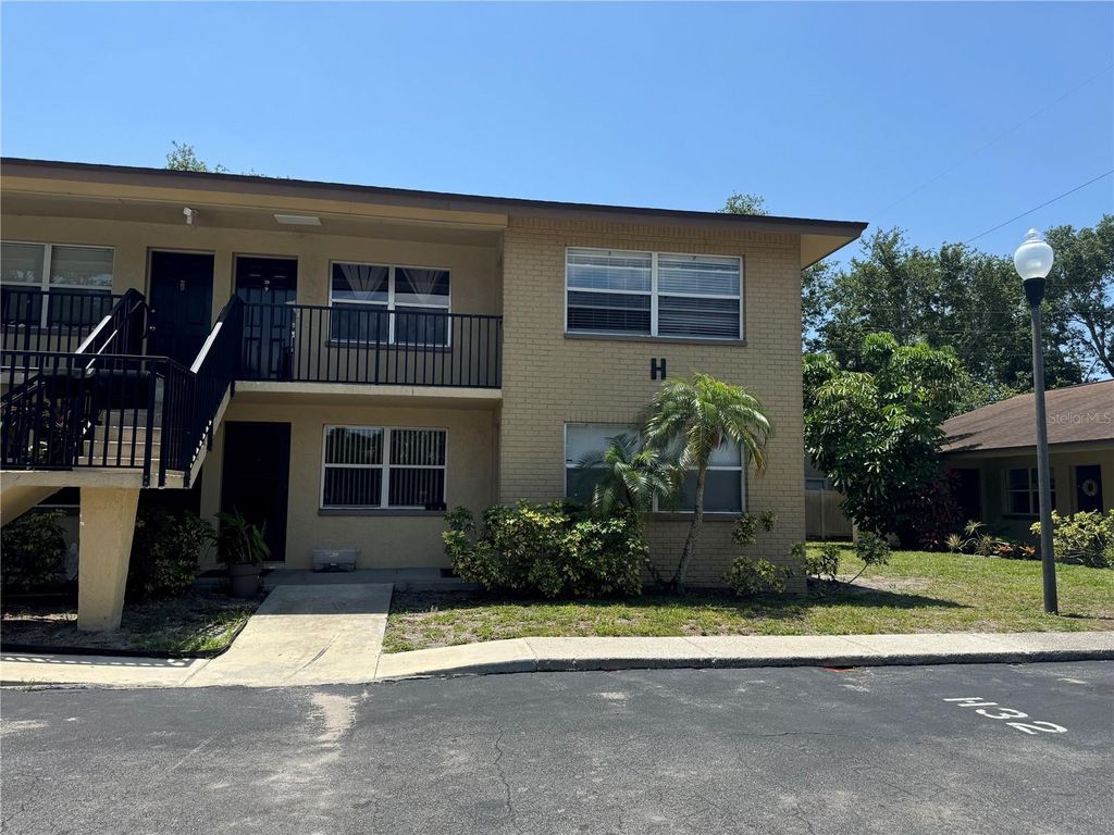2501 HARN BOULEVARD H20, Clearwater, FL 33764