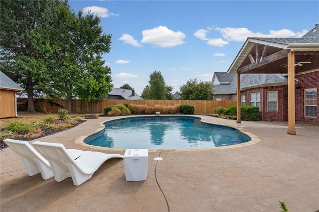 603 SE Jamaica Drive, Bentonville, AR 72712