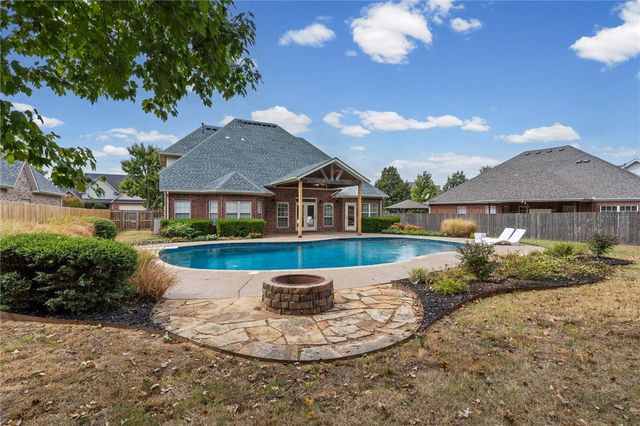 603 SE Jamaica Drive, Bentonville, AR 72712