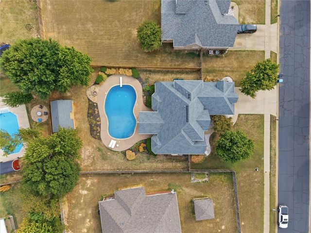 603 SE Jamaica Drive, Bentonville, AR 72712