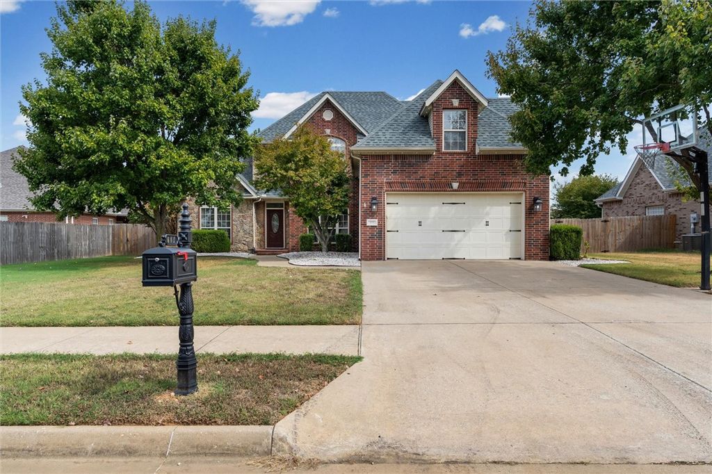603 SE Jamaica Drive, Bentonville, AR 72712