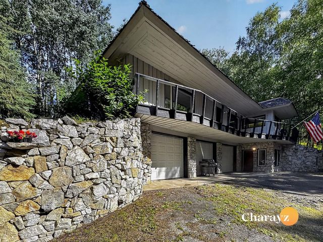 252 CREST DRIVE, Fairbanks, AK 99712