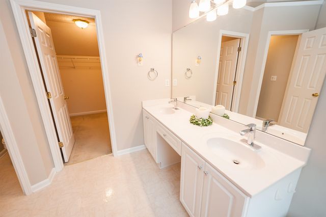 570 E Abington Way, Spartanburg, SC 29301