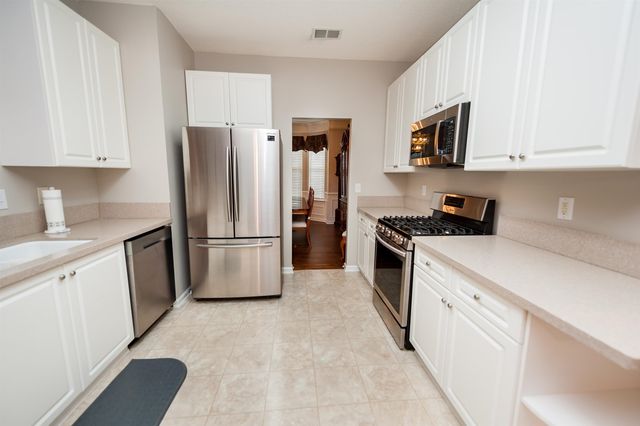 570 E Abington Way, Spartanburg, SC 29301