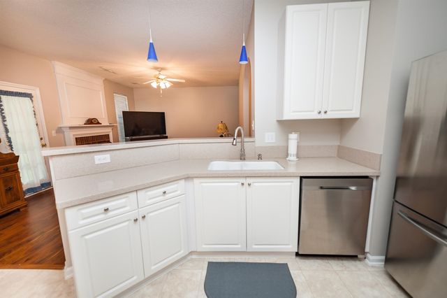 570 E Abington Way, Spartanburg, SC 29301