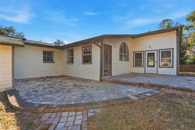 10002 NW 6TH PLACE, Gainesville, FL 32607