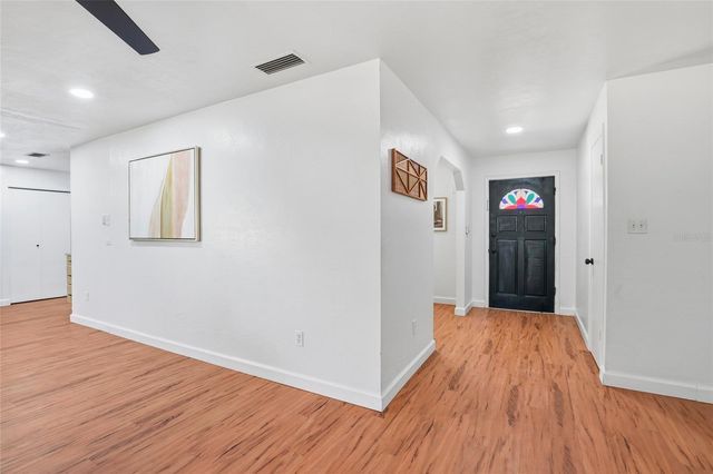 10002 NW 6TH PLACE, Gainesville, FL 32607