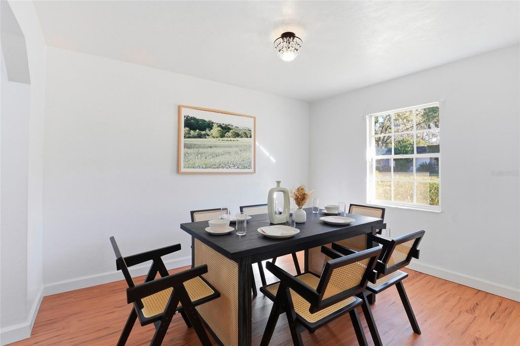 Image 17 of property listing at 10002 NW 6TH PLACE, Gainesville, FL 32607