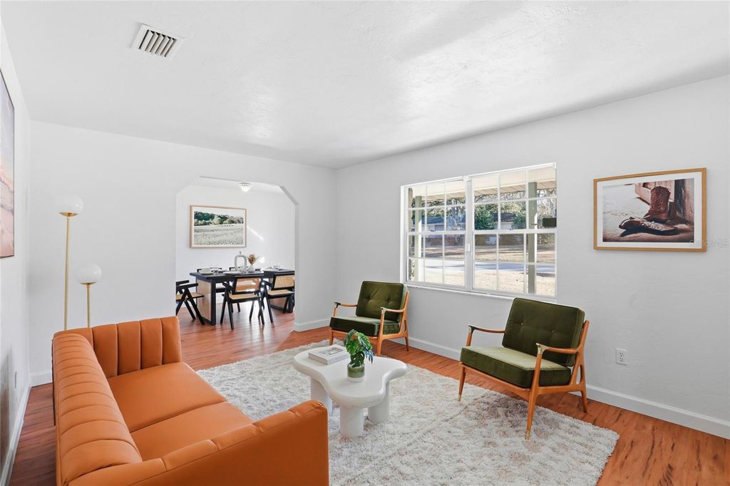 Image 18 of property listing at 10002 NW 6TH PLACE, Gainesville, FL 32607