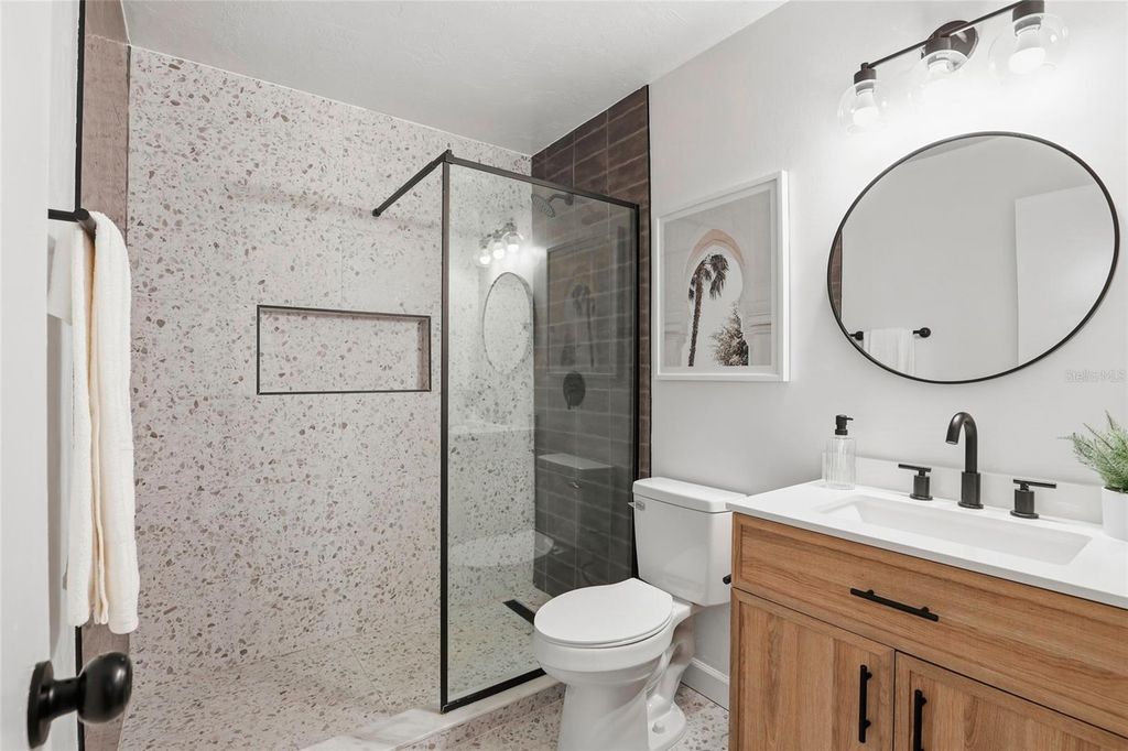 Image 26 of property listing at 10002 NW 6TH PLACE, Gainesville, FL 32607