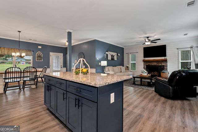 515 Forest Lake Road, Pendergrass, GA 30567