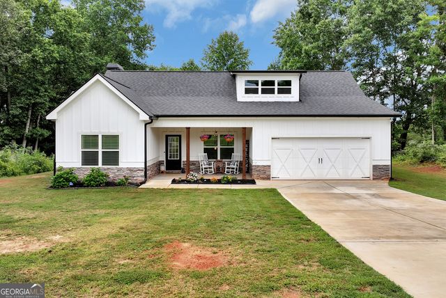 515 Forest Lake Road, Pendergrass, GA 30567