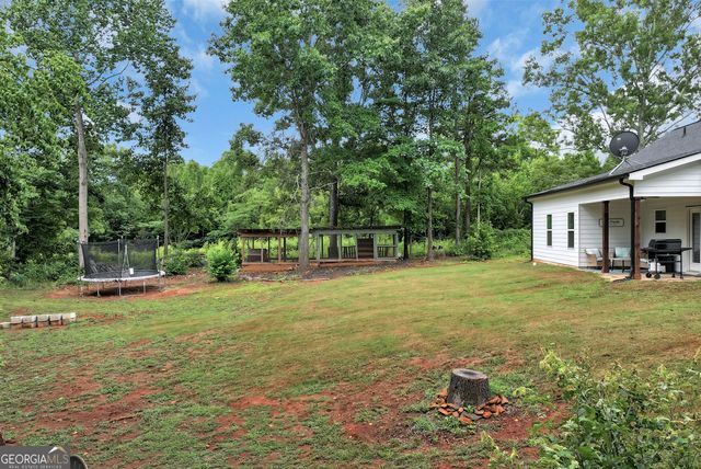 515 Forest Lake Road, Pendergrass, GA 30567