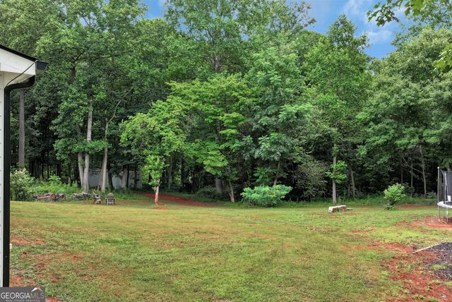 515 Forest Lake Road, Pendergrass, GA 30567