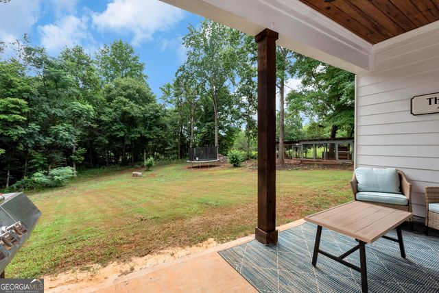 515 Forest Lake Road, Pendergrass, GA 30567