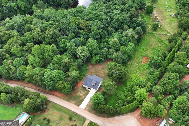 515 Forest Lake Road, Pendergrass, GA 30567