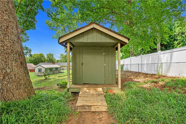 121 White Oak Drive, Easley, SC 29642