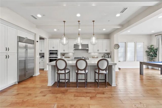 10 Shadybend, Irvine, CA 92602