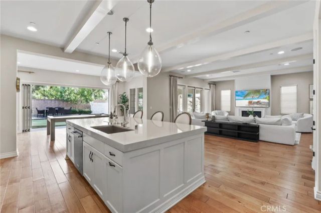 10 Shadybend, Irvine, CA 92602