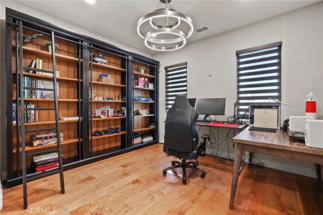 10 Shadybend, Irvine, CA 92602