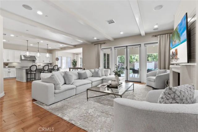 10 Shadybend, Irvine, CA 92602