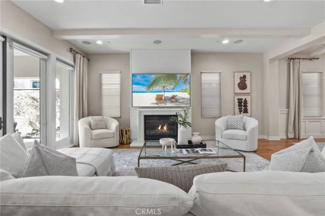 10 Shadybend, Irvine, CA 92602