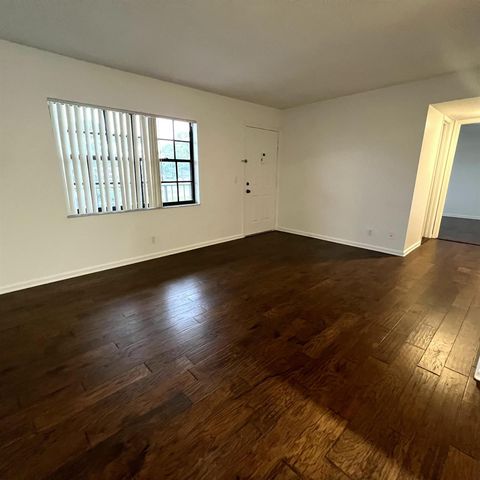 4205 Oak Terrace Drive 4205, Greenacres, FL 33463