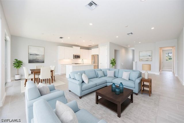 2633 Seychelles CIR 2307, Naples, FL 34112