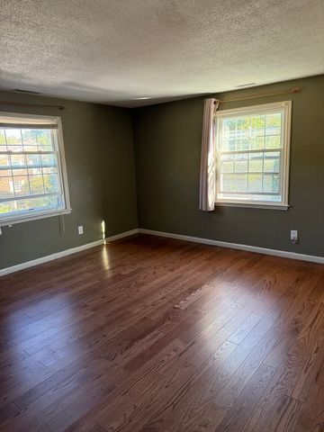 3 Elm St 7, Acton, MA 01720