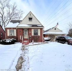 623 Maywood Avenue, Monroe, MI 48162