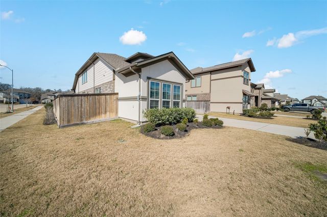 1811 Smithers Landing Drive, Richmond, TX 77469