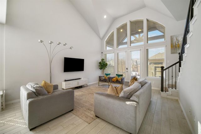 1811 Smithers Landing Drive, Richmond, TX 77469