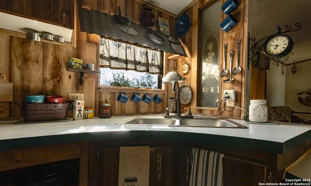 1440 Rendon, Poteet, TX 78065