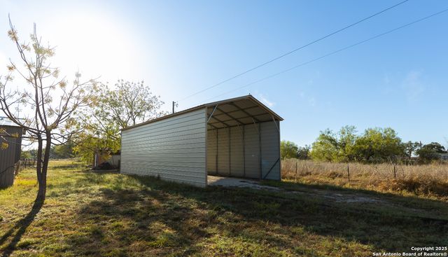 1440 Rendon, Poteet, TX 78065