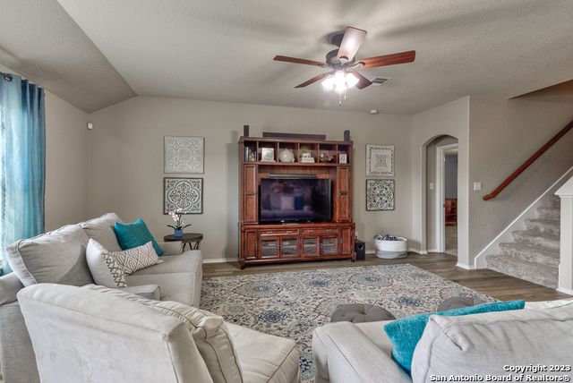 331 primrose, New Braunfels, TX 78132