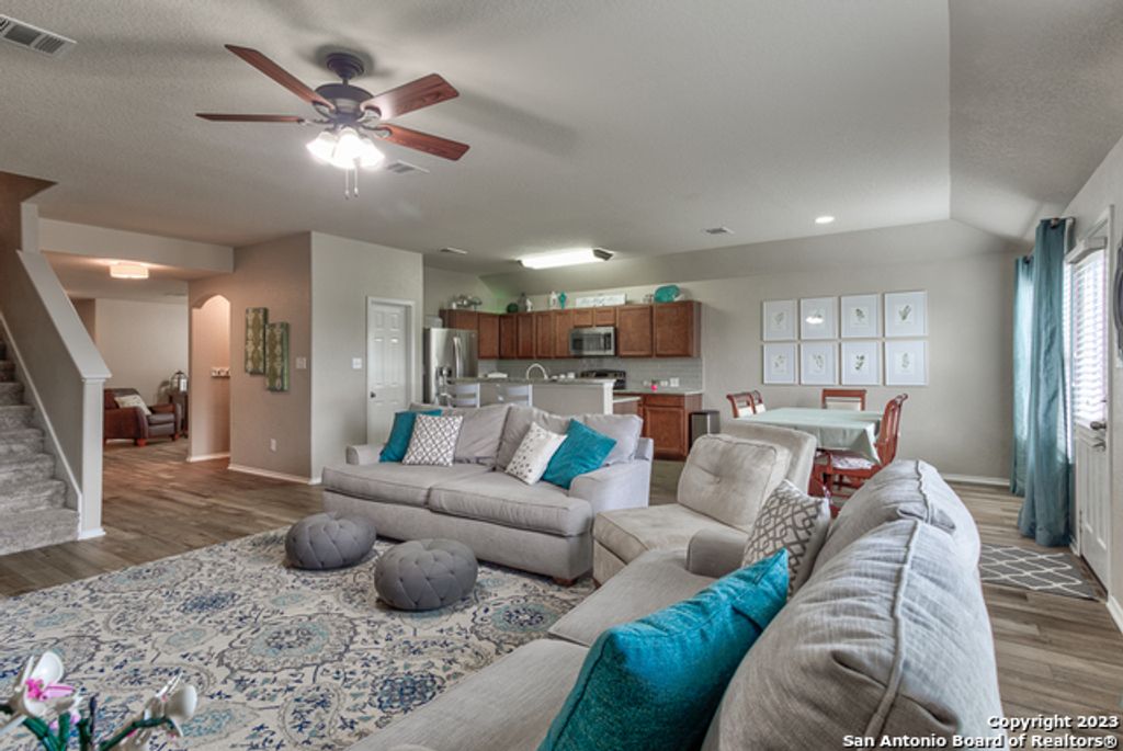 331 primrose, New Braunfels, TX 78132