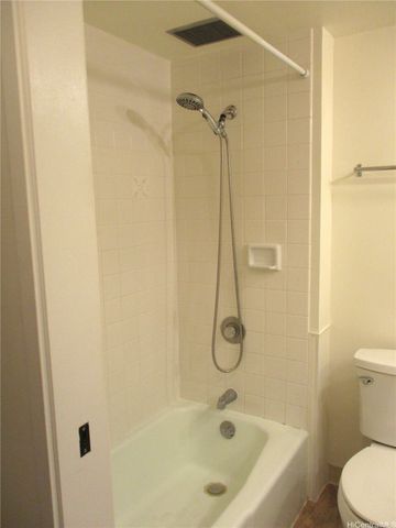 1560 Kanunu Street 920, Honolulu, HI 96814