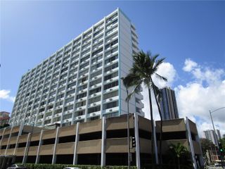 1560 Kanunu Street 920, Honolulu, HI 96814