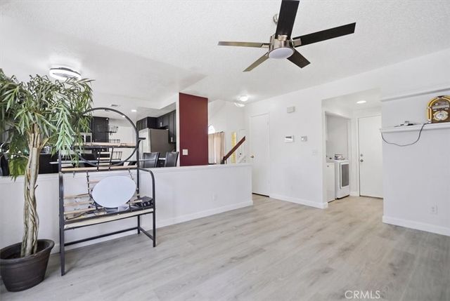 3301 Honeysuckle, Palmdale, CA 93550