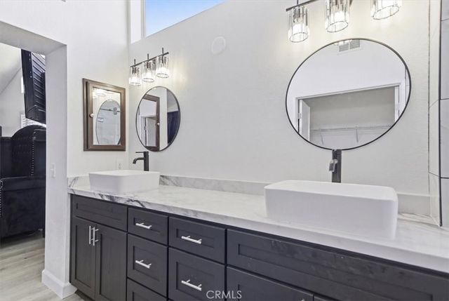 3301 Honeysuckle, Palmdale, CA 93550