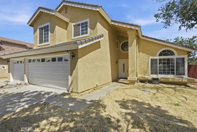 3301 Honeysuckle, Palmdale, CA 93550