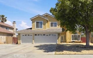 3301 Honeysuckle, Palmdale, CA 93550