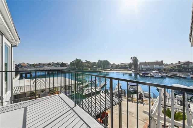 3592 Windspun, Huntington Beach, CA 92649