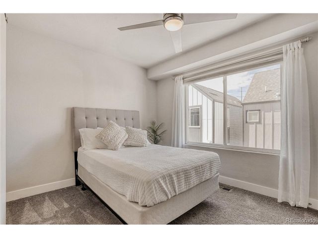 5594 W 10th Pl, Lakewood, CO 80214